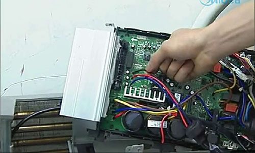 乐昌美的空调电话是多少